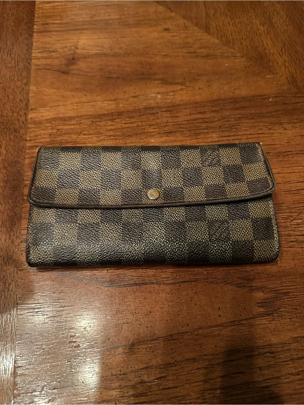 Louis Vuitton Sarah Wallet Damier